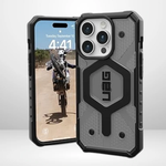 PATHFINDER Smoke Black UAG Case With Magsafe